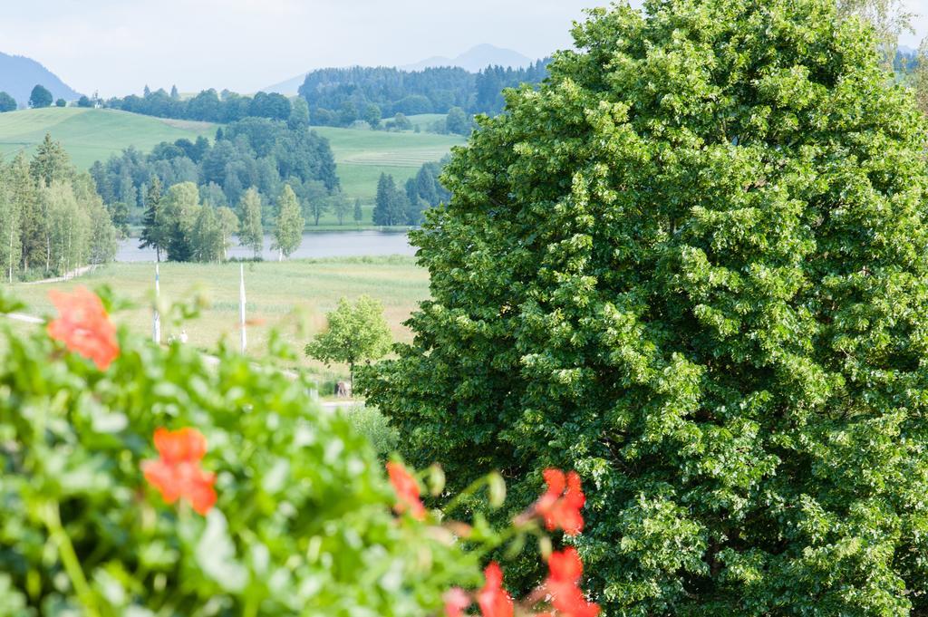 Parkhotel Living Bad Bayersoien Bagian luar foto